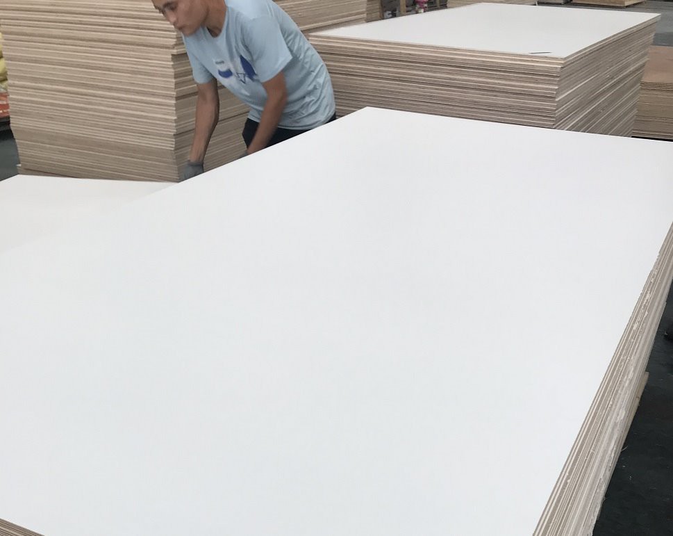 white melamine MDF (4) white melamine MDF (4)
