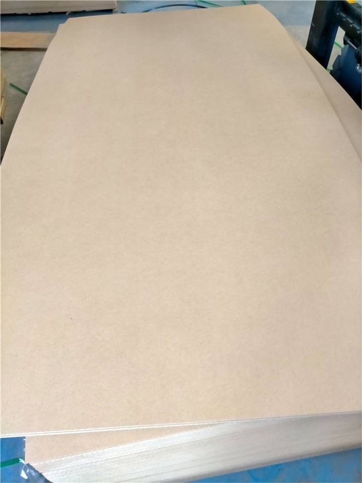 0.5mm-3mm Ultra Thin Fiberboard HDF Board High Density Fibreboard