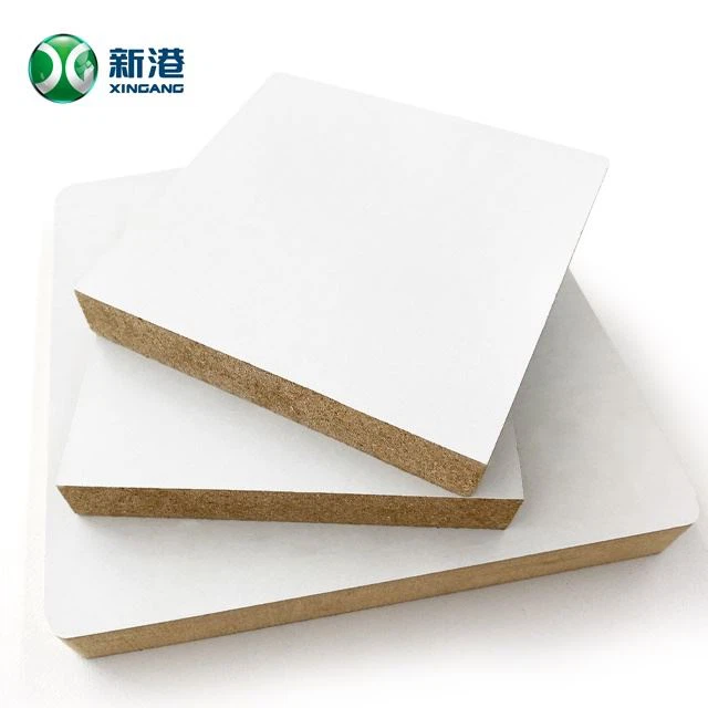 18mm 1220 * 2440mm spīdīga balta virsma MDF mēbelēm un dekoriem