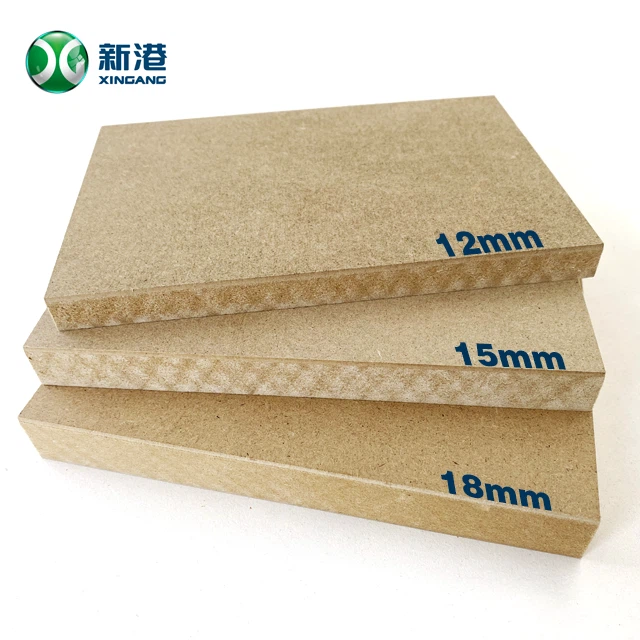 Augstas kvalitātes skaidu plātne 12 mm 15 mm 16 mm 18 mm biezums 1220 mm x 2440 mm izmērs pielāgota komerciālai skaidu plātnei